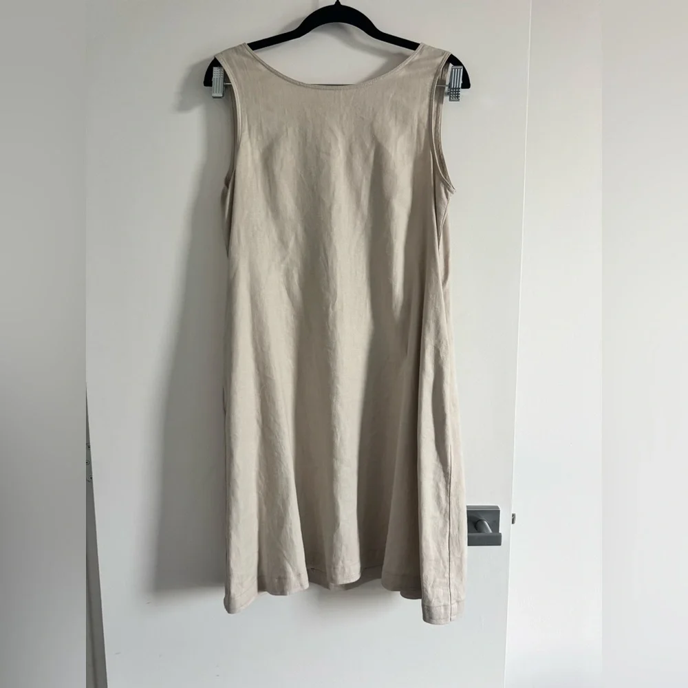 uniqlo beige dress Blush Pleated High-Waisted Uniqlo Dress Shorts main image 1